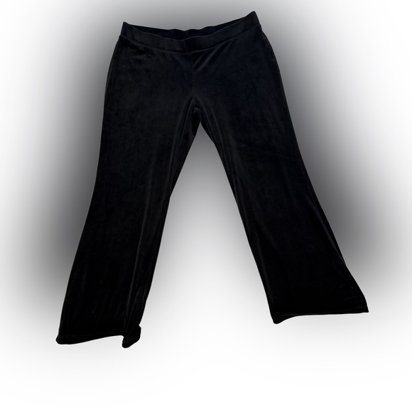 Juicy Couture Black Boot Cut Velour Pants - Picture 1 of 4